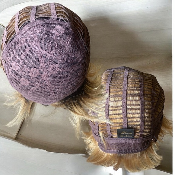 Honey Blonde Tapered Pixie Bob Dark Roots Synthetic Wig Feminine One Size Chic - Picture 6 of 14